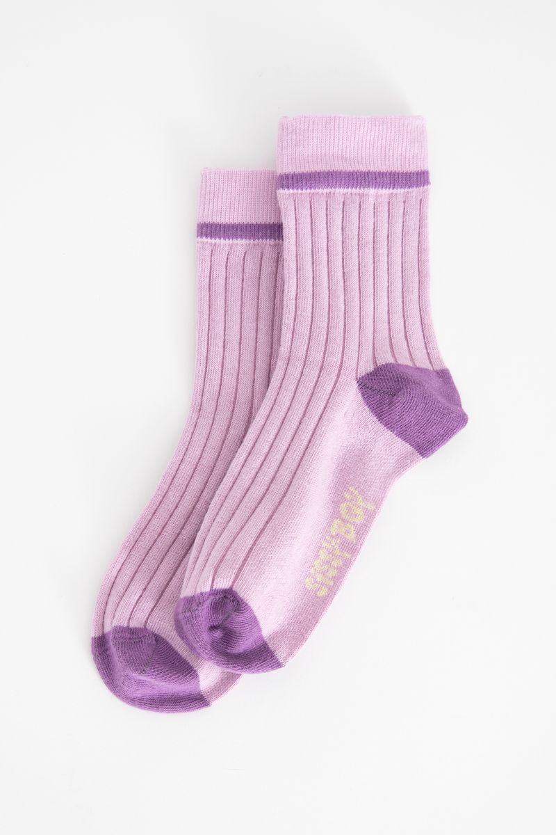 Roze sokken met paars detail