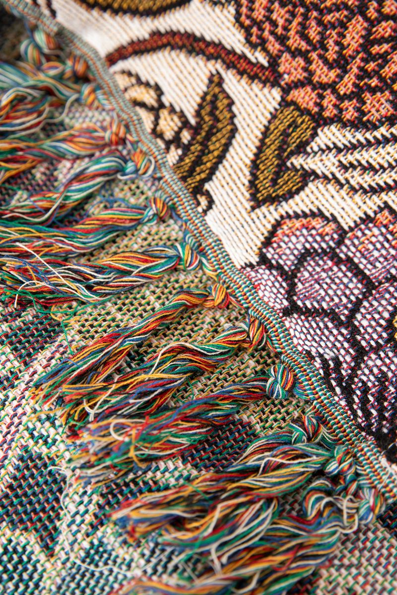 Multicolor deken met bloemenprint en franjes