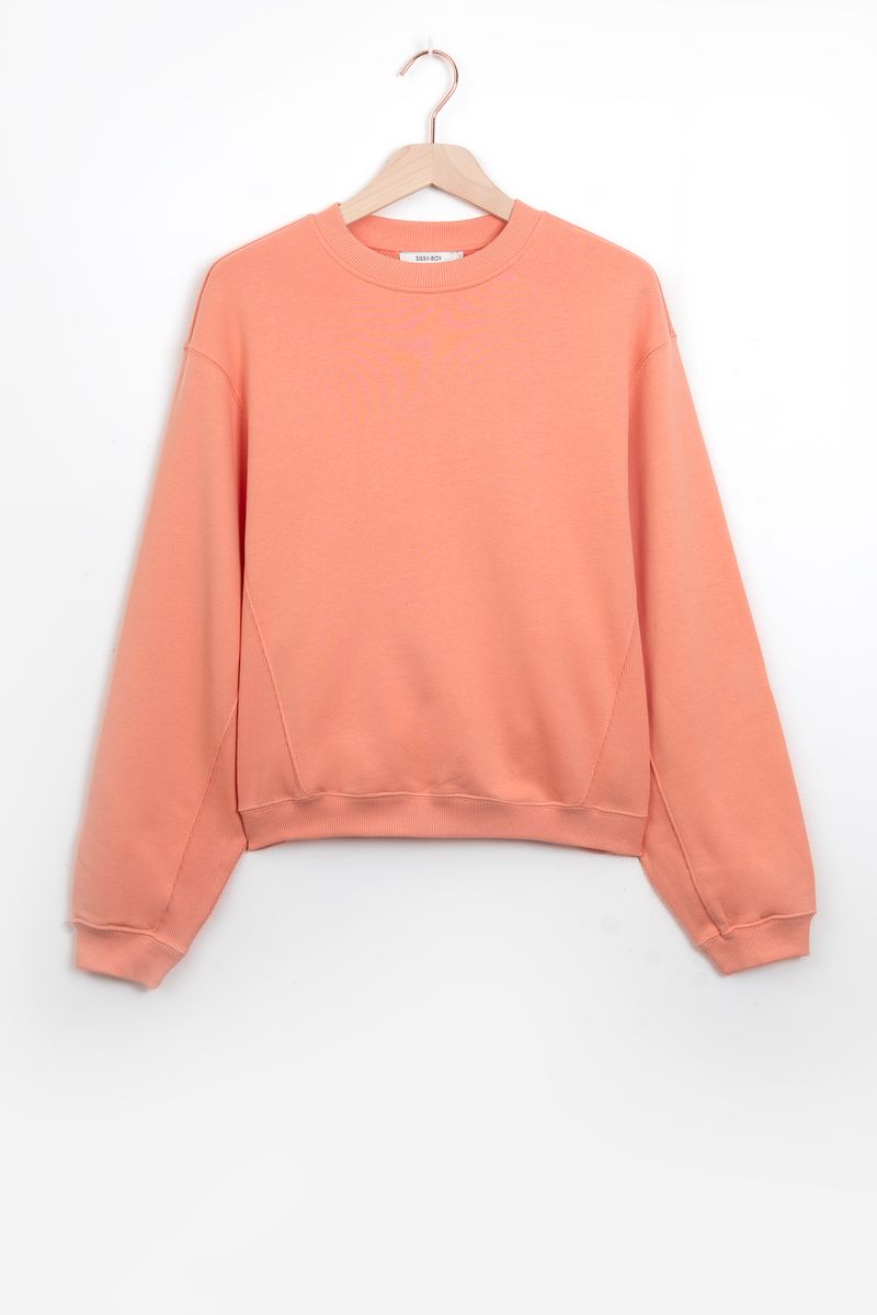 Licht Oranje Sweater