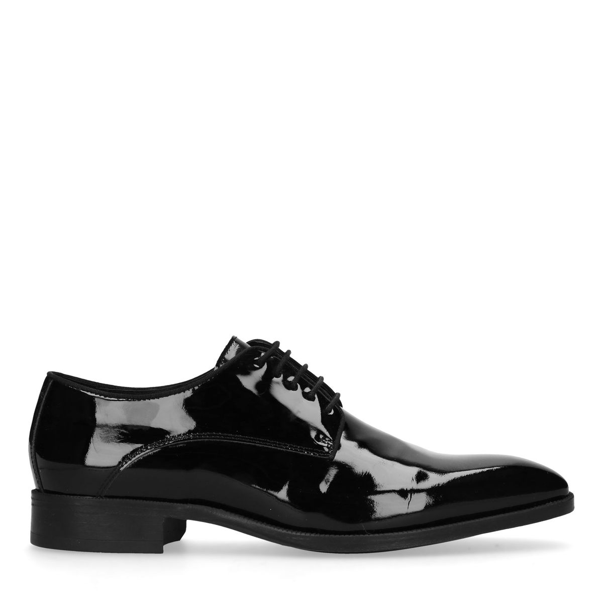 Zwarte lak leren veterschoenen