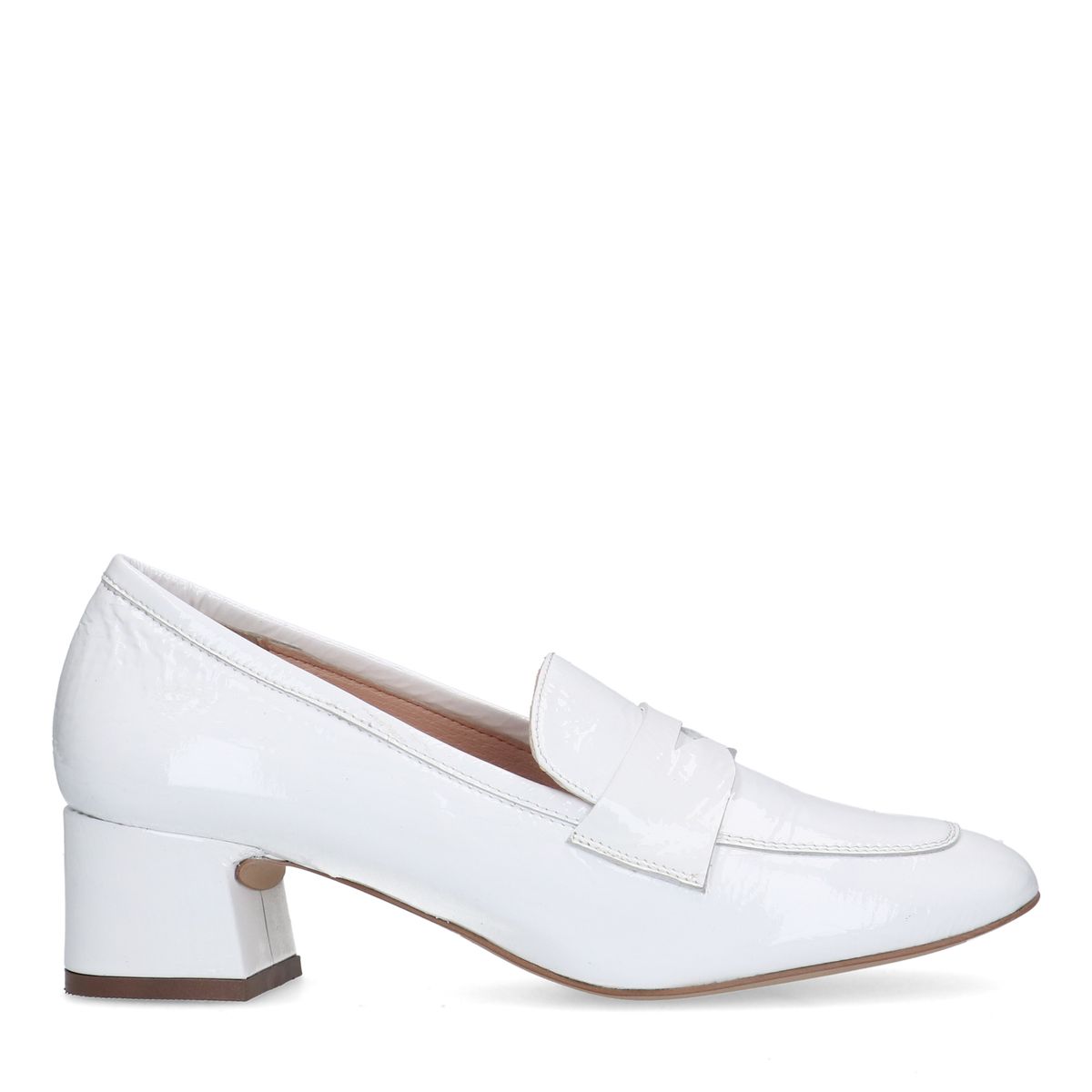 Witte lakleren pumps