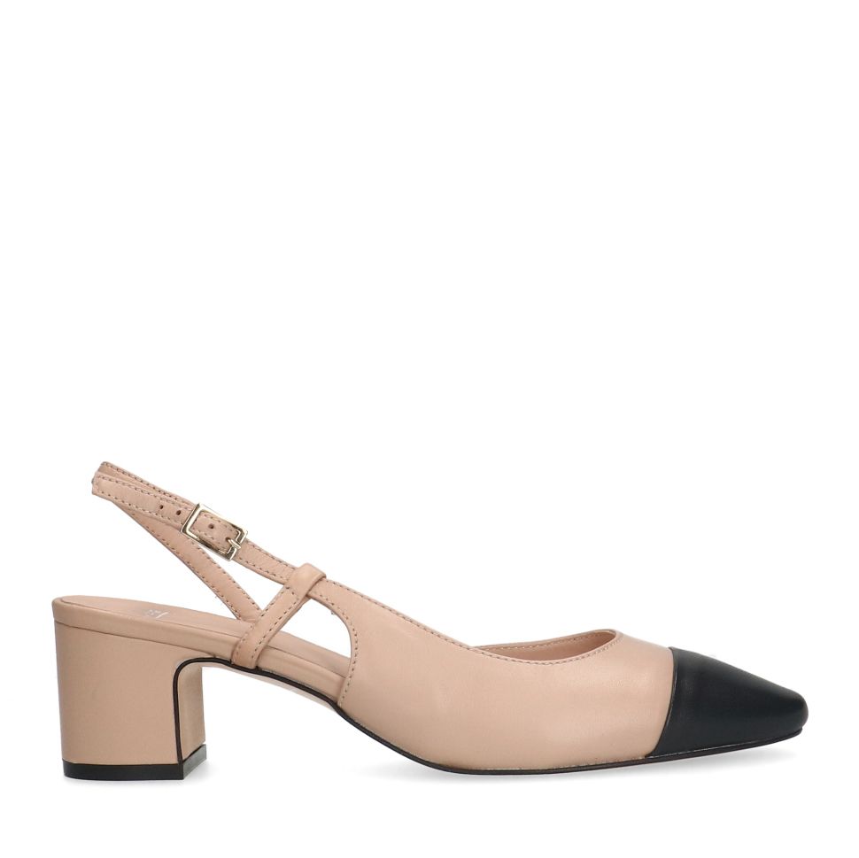 Beige leren slingback pumps