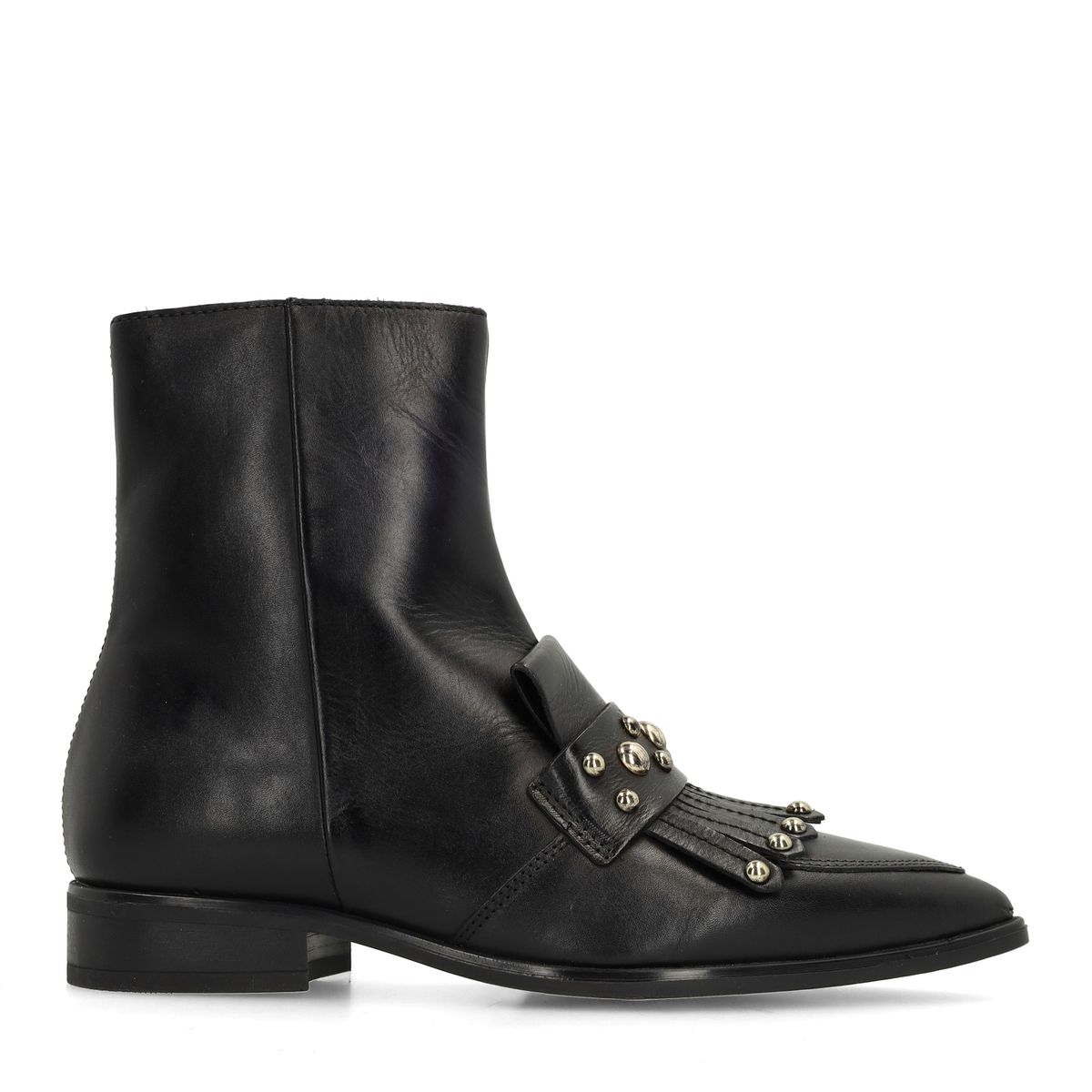 Zwarte leren enkellaarsjes met studs