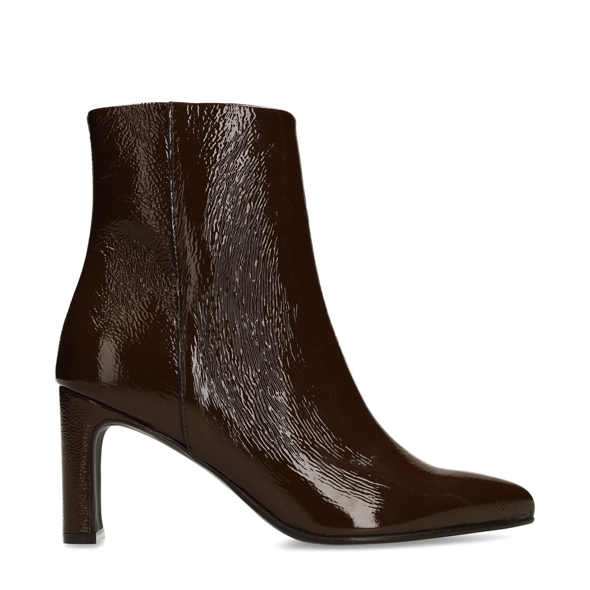 Bruine lakleren enkellaarsjes met hak