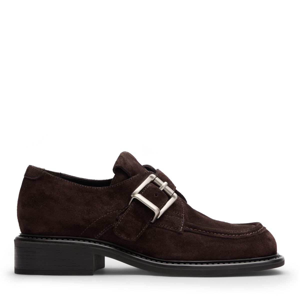 Dunkelbraune Schnallenschuhe aus Veloursleder mit silberfarbener Schnalle