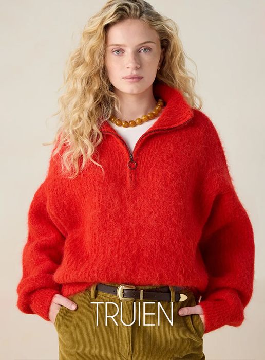 KNITWEAR