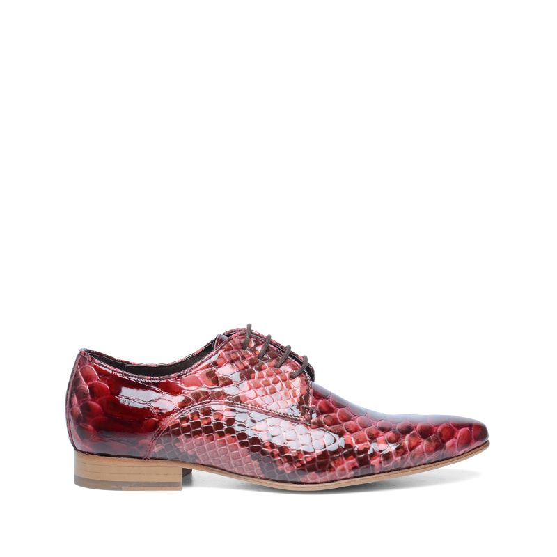 Rode veterschoenen met croco print