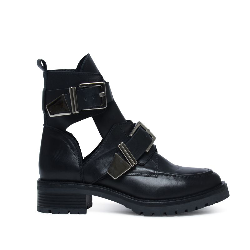 Cut out boots