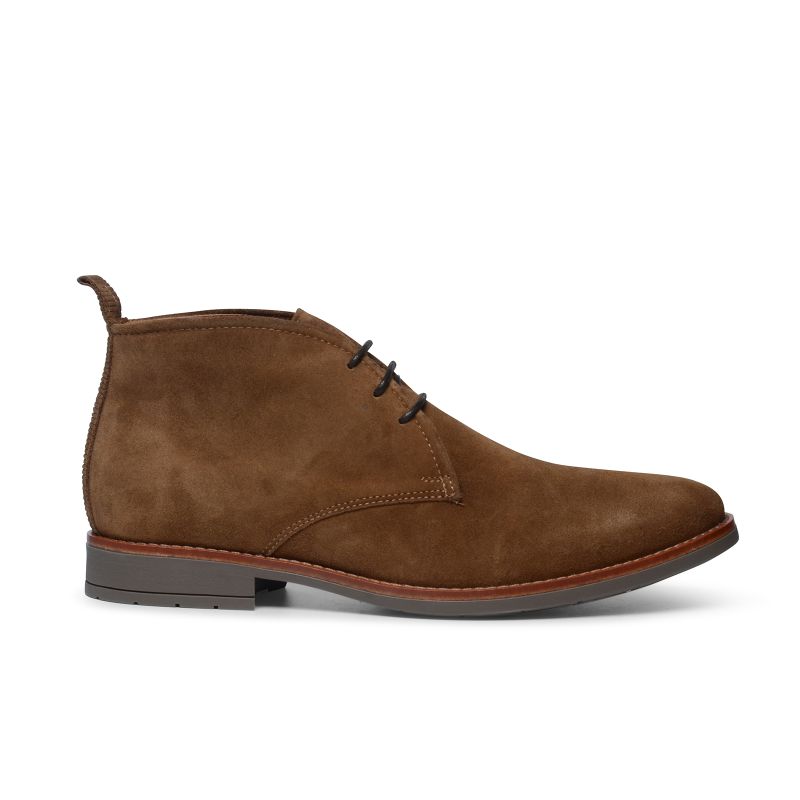 Camel suède desert boots