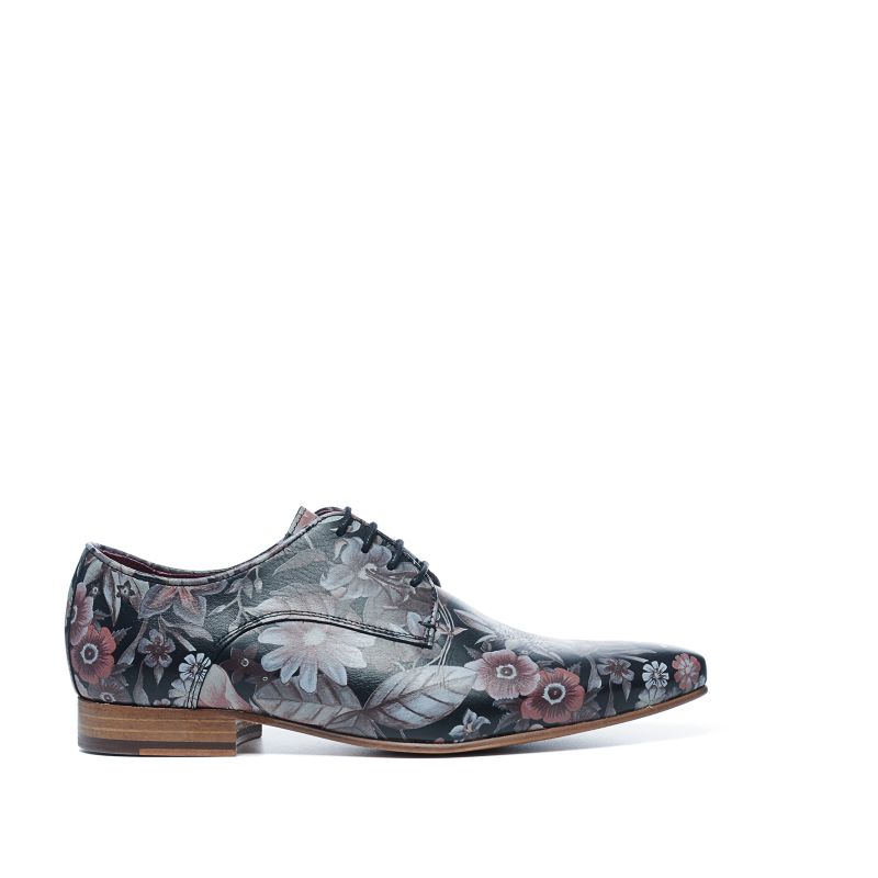 Veterschoen met bloemenprint