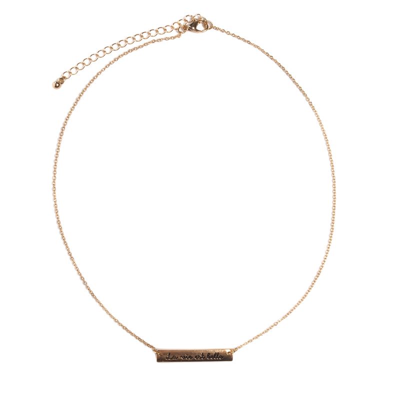 Goudkleurige ketting met 'La vie est belle'