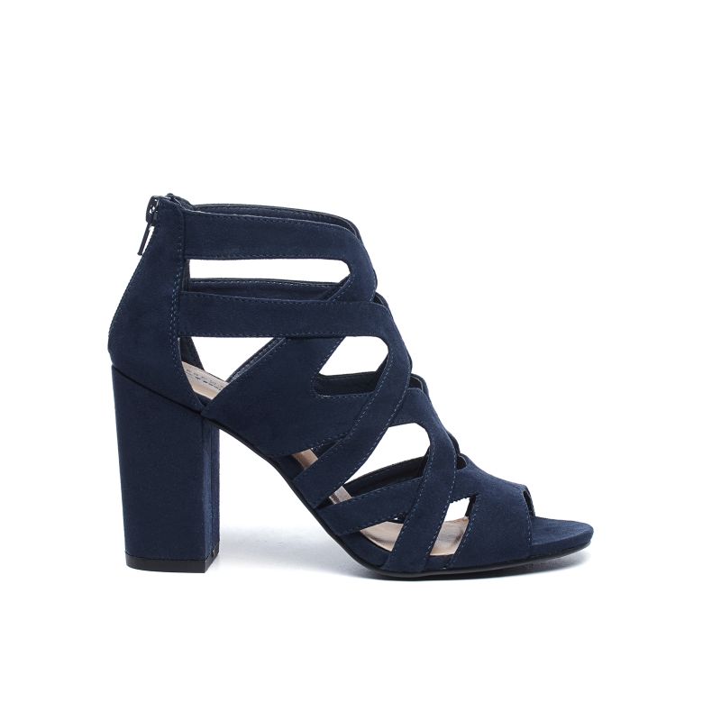 Offene dunkelblaue Pumps