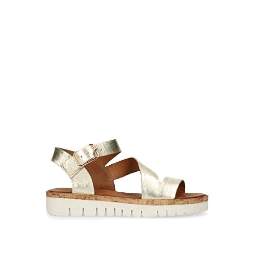 Gouden metallic plateau sandalen