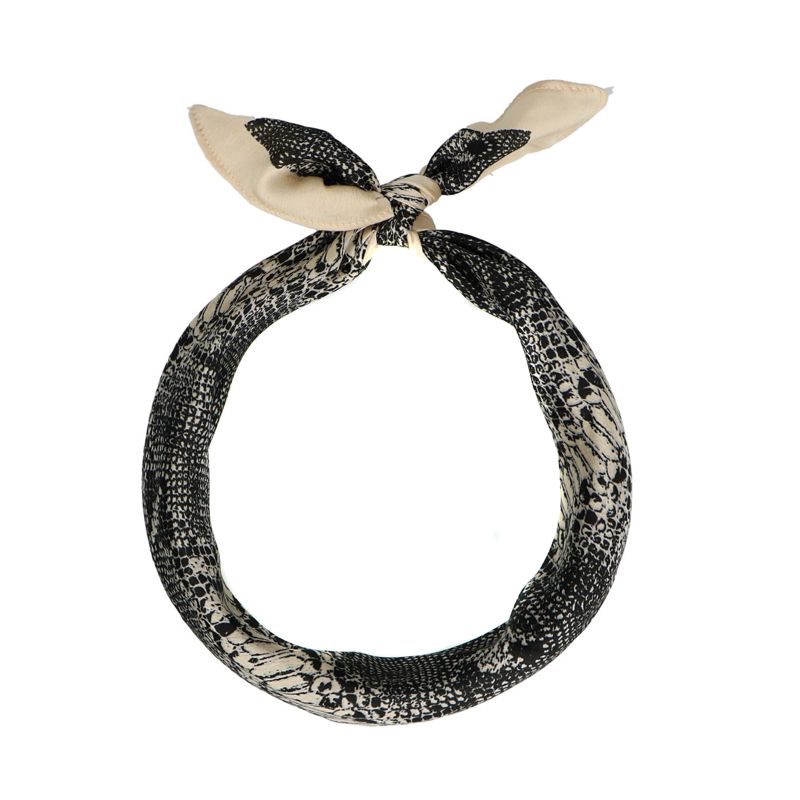Sjaaltje met snake print