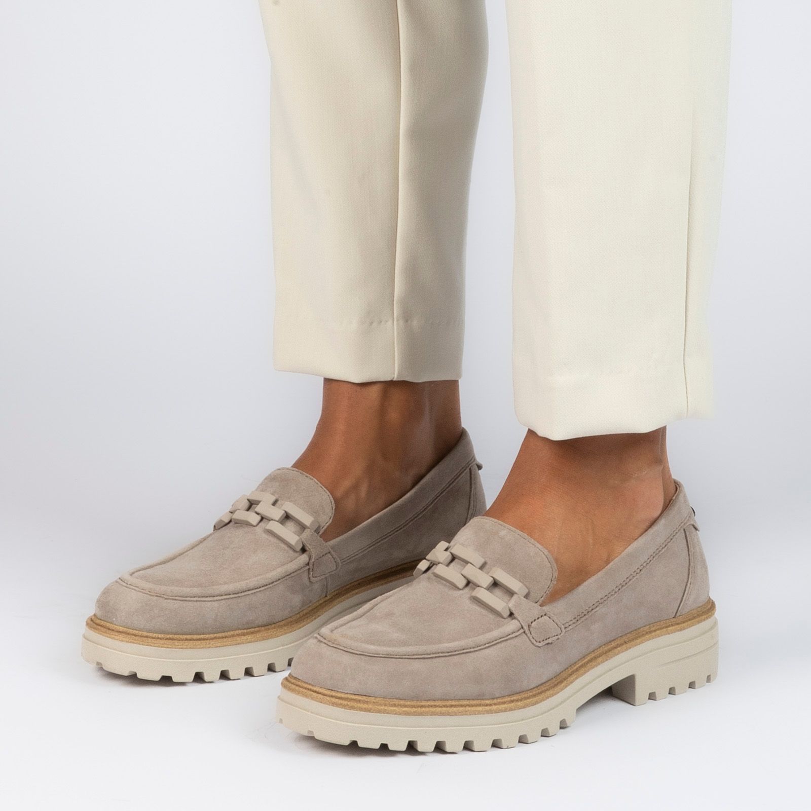 Taupe suède instappers - Dames | MANFIELD