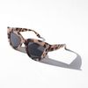 Cateye-Sonnenbrille in Horn-Optik
