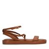 Cognac leren sandalen met gekruiste bandjes