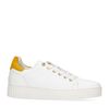 Witte sneakers met geel detail