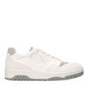 Witte sneakers met grijze details