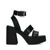 Zwarte leren sandalen met hak en plateauzool