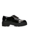 Zwarte veterschoenen van lakleer