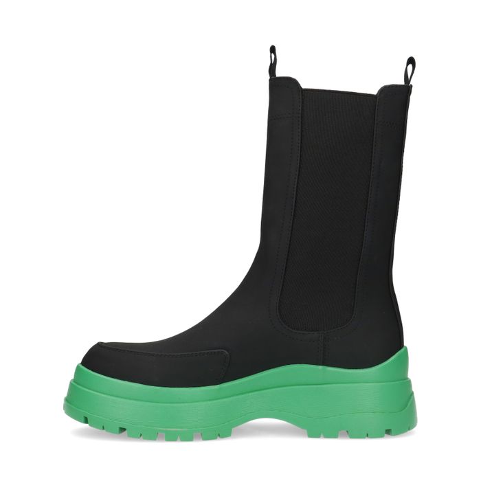 Zwarte chelsea boots met groene zool