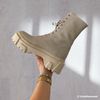 Bottes à lacets en cuir avec semelle plateforme - blanc cassé