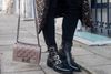 Bottines motardes en cuir avec boucles - noir