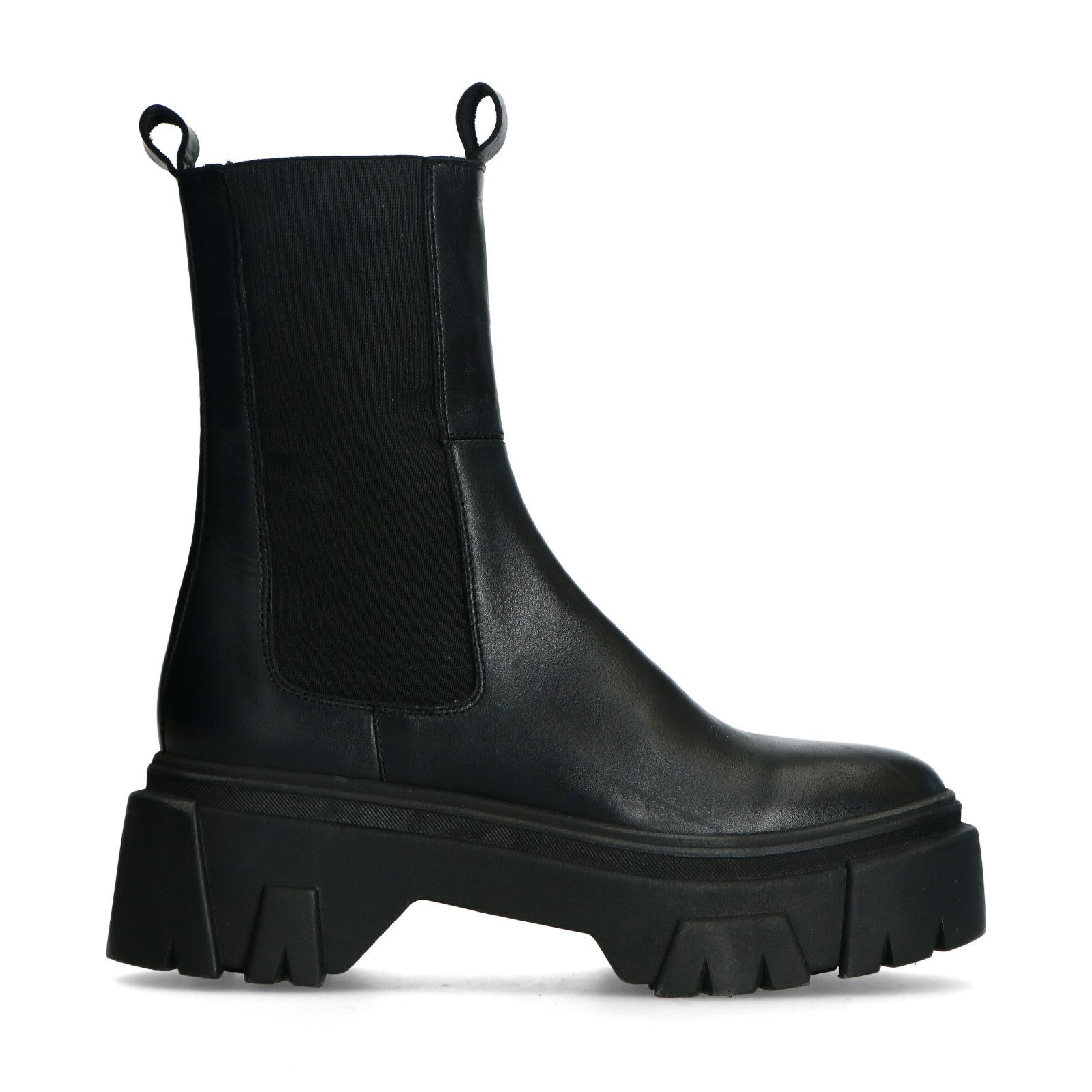 chelsea boots trend 219