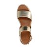 Sandales en cuir avec semelle plateforme - doré