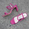 Sandales à talon droit - rose