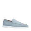 Lichtblauwe suède loafers