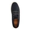 Schwarze Sneaker mit weißer Sohle