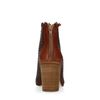 Braune Stiefeletten mit geflochtener Struktur