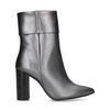 Silberfarbene Stiefeletten mit Absatz
