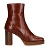 Cognacfarbene Stiefeletten mit Absatz