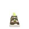 Grüne Sneaker mit rosafarbenen Details