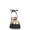 Goldfarbene Metallic-Pumps mit Plateauabsatz