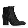 Schwarze Stiefeletten mit geflochtener Struktur