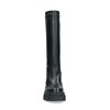 Schwarze Stiefel mit markanter Sohle und hohem Schaft