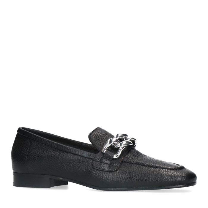 Schwarze Loafer mit silbernen Details