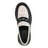 Schwarze Plateau-Loafer mit weißen Details