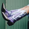Lilafarbene Western Boots in Metallic-Optik