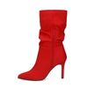 Rote Raffstiefeletten mit Pfennigabsatz