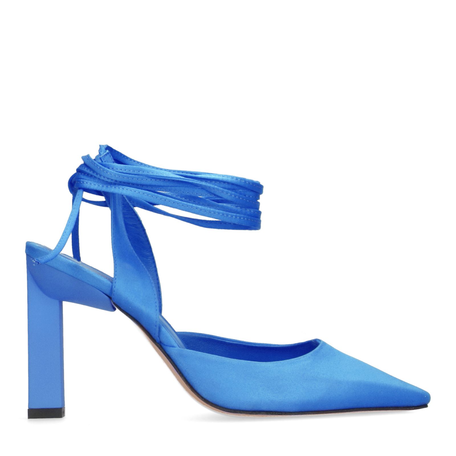 Blauwe pumps shoppen – SACHA