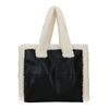 Schwarzer Shopper mit Teddy-Details