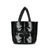 Zwarte puffy shopper met lak look